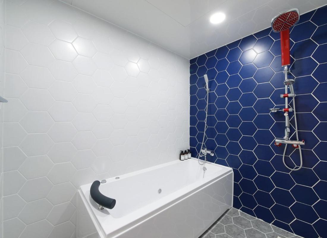 Wj Hotel Pool House Wonju Extérieur photo